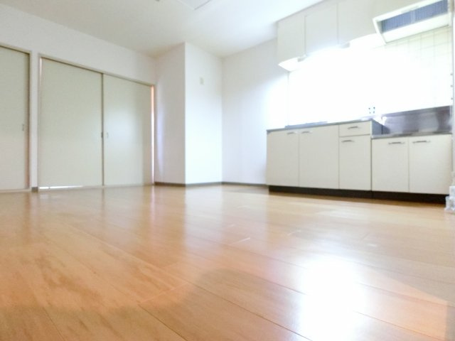 グリーンハイツ芝Ⅱの居間・リビング