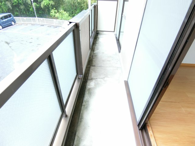 グリーンハイツ芝Ⅱのバルコニー
