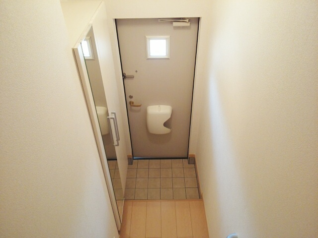 ブリーゼⅡの玄関