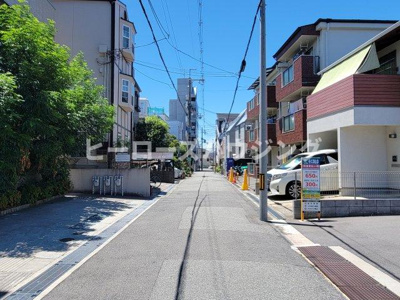 【周辺】 | エミ・スエヒロ