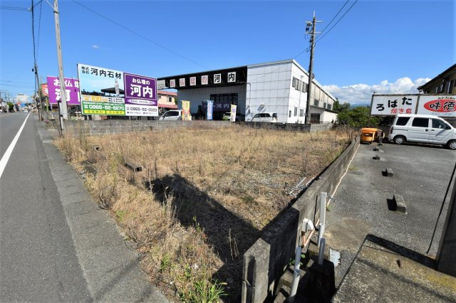 鏡町内田土地の外観