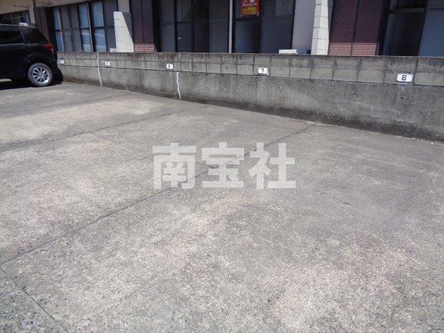 【駐車場】 | 駐車場に車を止められます