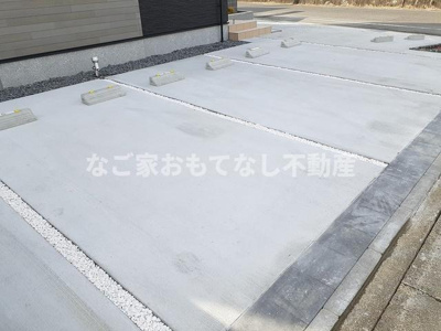 【駐車場】 | ラフィーネ楠