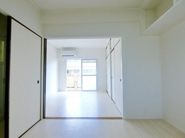 ビレッジハウス安倍2号棟の内装|308の写真