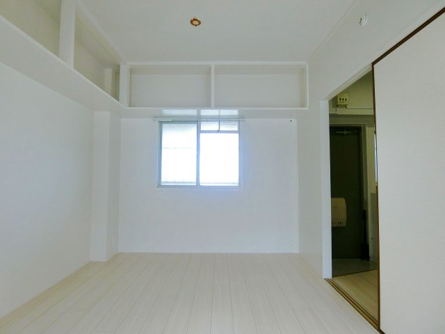 ビレッジハウス安倍2号棟の洋室|308の写真