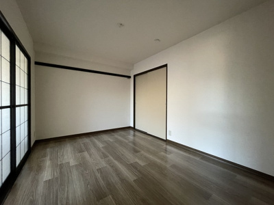 【洋室】 | アベニューすみれが丘【SHM】 | 玄関側6帖洋室！