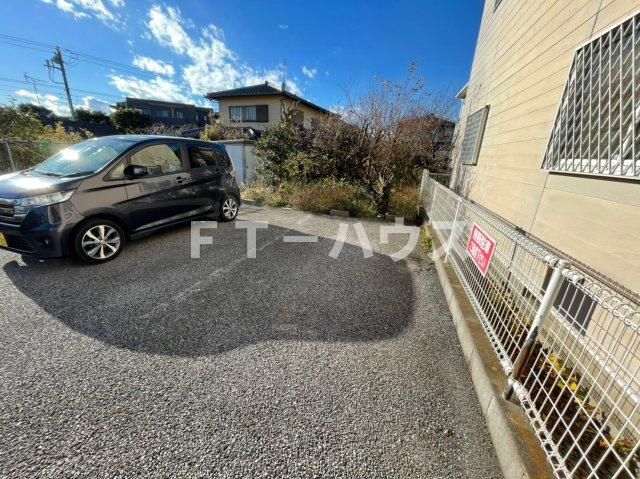 パストラルハウスＣ棟の駐車場