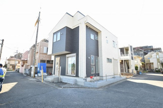 【外観】 | 現地見学や資料請求などお気軽にお問合わせ下さい。
周辺環境とあわせて現地ご案内致します。