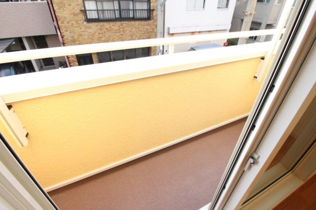 メゾン・ソレイユ長栄寺のバルコニー