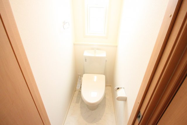 メゾン・ソレイユ長栄寺のトイレ