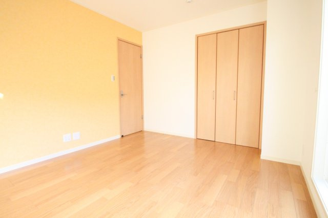 メゾン・ソレイユ長栄寺の洋室