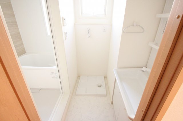 メゾン・ソレイユ長栄寺の洗面所