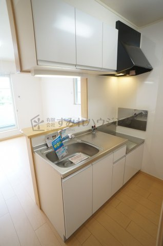 メイプルレジデンスのキッチン|参考、同建物・反転間取りの号室