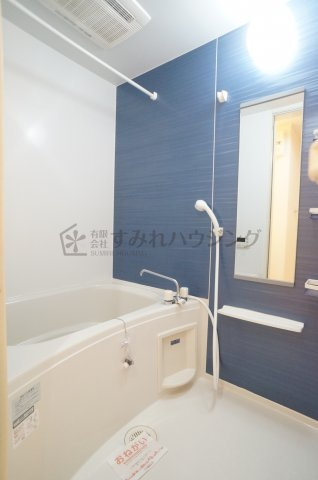 メイプルレジデンスの浴室|参考、同建物・反転間取りの号室