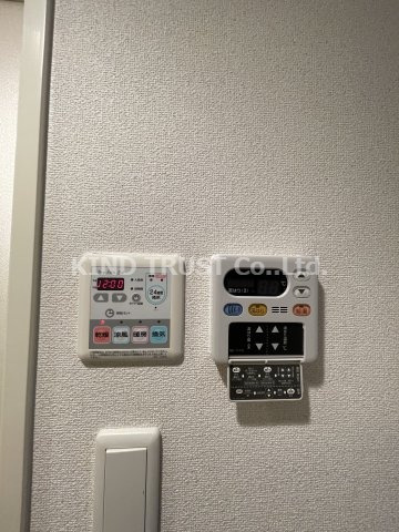 プレサンス天満ステーションフロントの浴室|オートバス、浴室乾燥機です