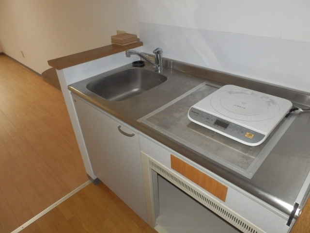 ベルナール東青田のキッチン