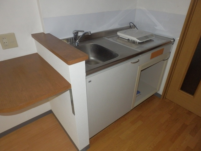 ベルナール東青田のキッチン