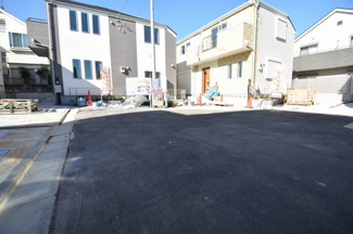 【前面道路含む現地写真】 | 現地見学や資料請求などお気軽にお問合わせ下さい。
周辺環境とあわせて現地ご案内致します。