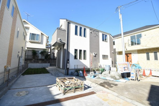 【外観】 | 閑静な住宅街で落ち着いた雰囲気です。お客様のご都合でいつでもご内覧可能で御座います。