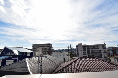 【展望】 | 稲城市矢野口第９期 | 景色を遮るものがないと、陽の光を長い時間浴びられます。空気も澄んでいるように感じますね。