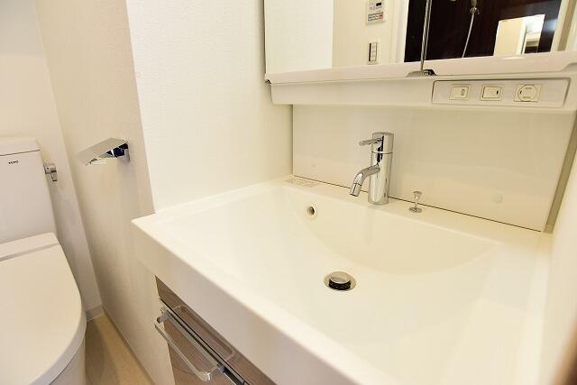 レグゼ梶ケ谷の洗面所