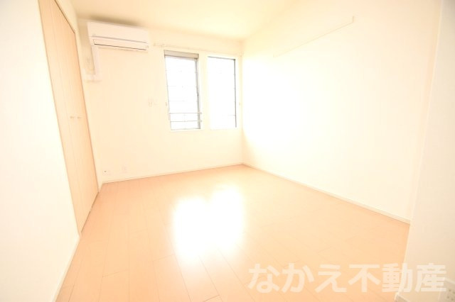 【洋室】 | ロイヤルオークＢ | コンパクトで使いやすい洋室です