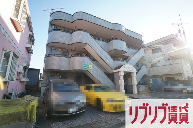 サンセゾンの外観