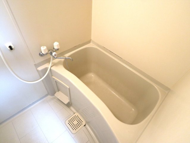 米満ハイツⅠ号棟の浴室