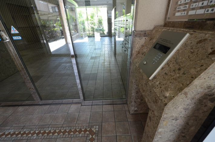 オートロック式