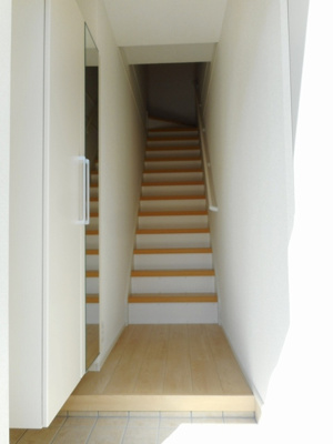 【玄関】 | トリニティ岩村田 Ⅱ