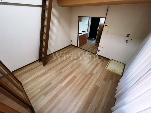 ハイライフ花中の居間・リビング