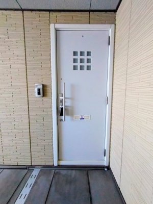 【玄関】 | シャーメゾンロハス