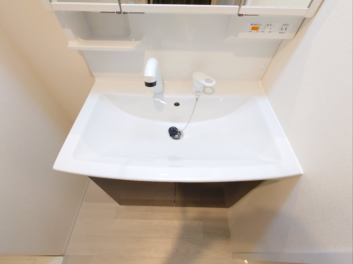 N.MAISONの独立洗面台