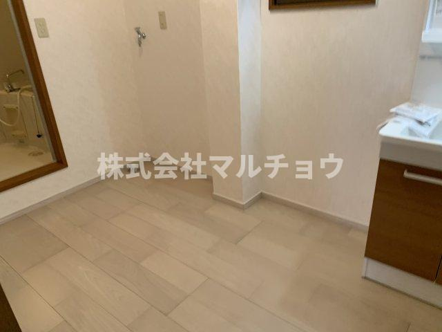 メゾン新万の洗面所|忙しい朝には欠かせない洗面所です