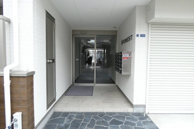 【エントランス】 | フォレスト