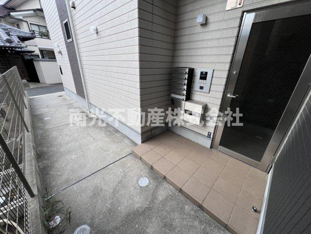 ハーモニーテラス下小阪のエントランス