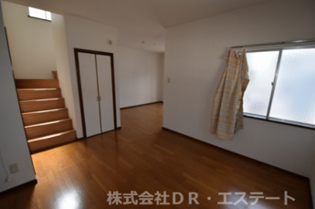 【居間・リビング】