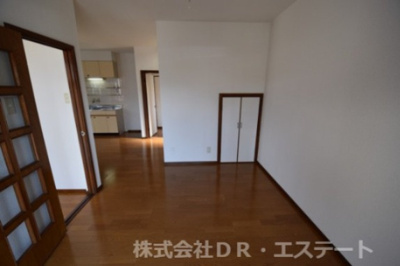 【居間・リビング】 | 春日ハイツ