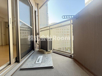 【バルコニー】 | S-RESIDENCE Hommachi Marks | 外からの目が気にならないバルコニーで洗濯物が干せます