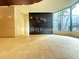 【ロビー】 | S-RESIDENCE Hommachi Marks | 清潔なロビーです