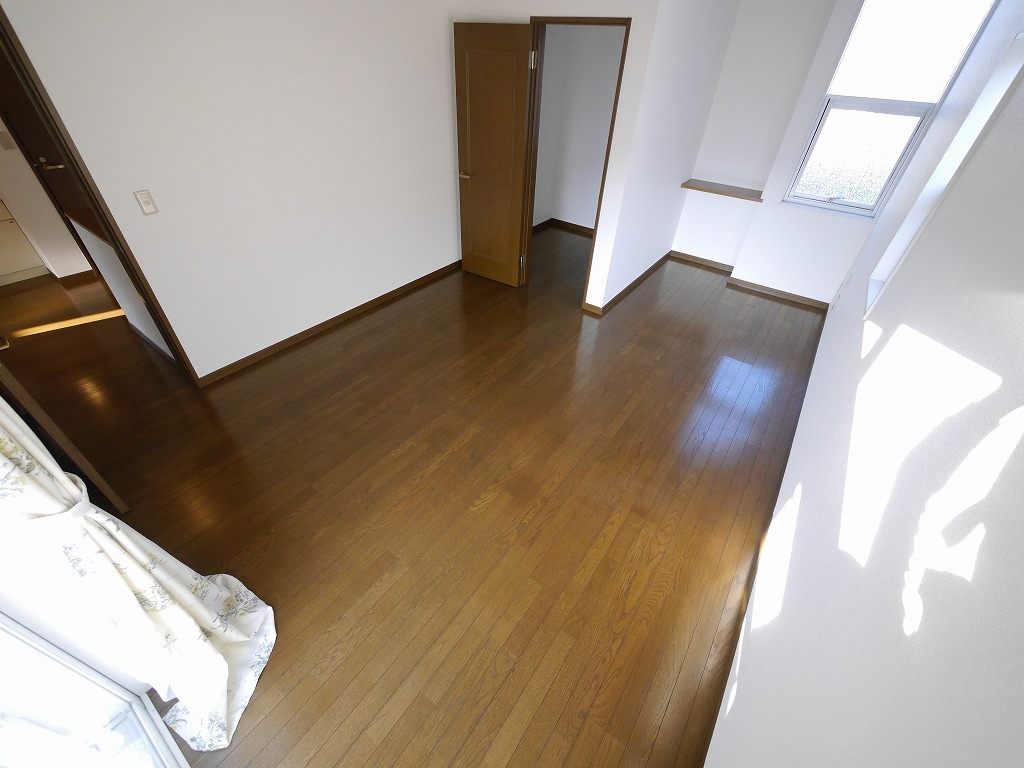 小倉台6丁目戸建の洋室