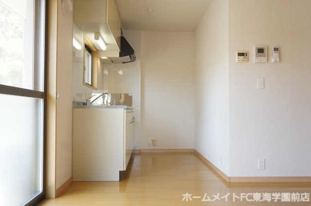 熊本市北区龍田陳内１丁目の賃貸マンションの居間・リビング