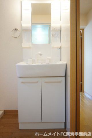 熊本市北区龍田陳内１丁目の賃貸マンションの独立洗面台