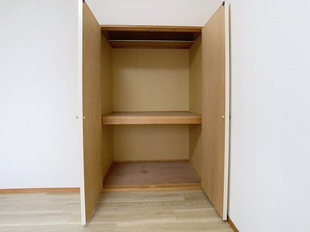 ハイツオカダの収納