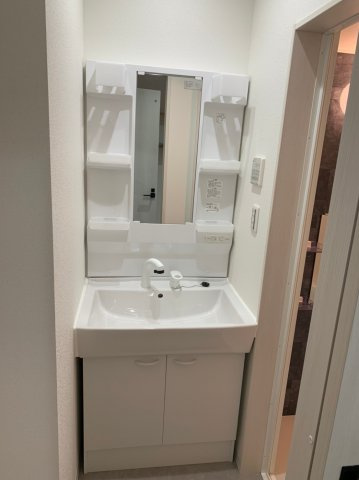 東大阪市衣摺３丁目のアパートの洗面所|類似物件のお写真です！