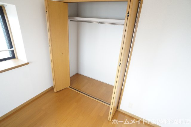 菊池郡菊陽町光の森４丁目の賃貸マンションの収納