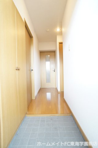 菊池郡菊陽町光の森４丁目の賃貸マンションの玄関