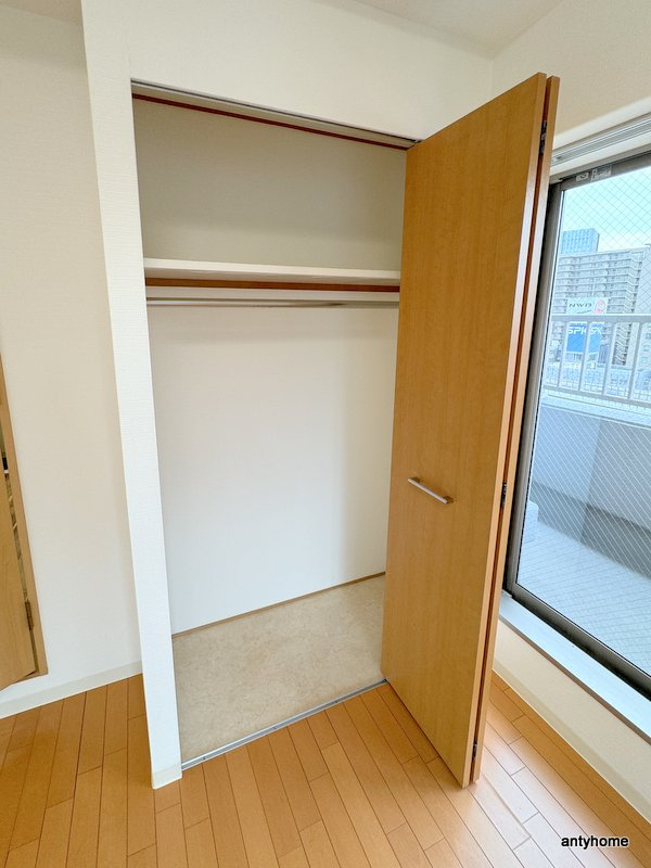 エスリード福島駅前　仲介手数料無料の収納