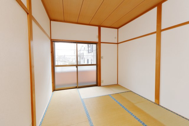 ラ・ドニスハイツの和室