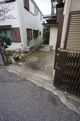 【駐車場】 | 稲毛窪田貸家